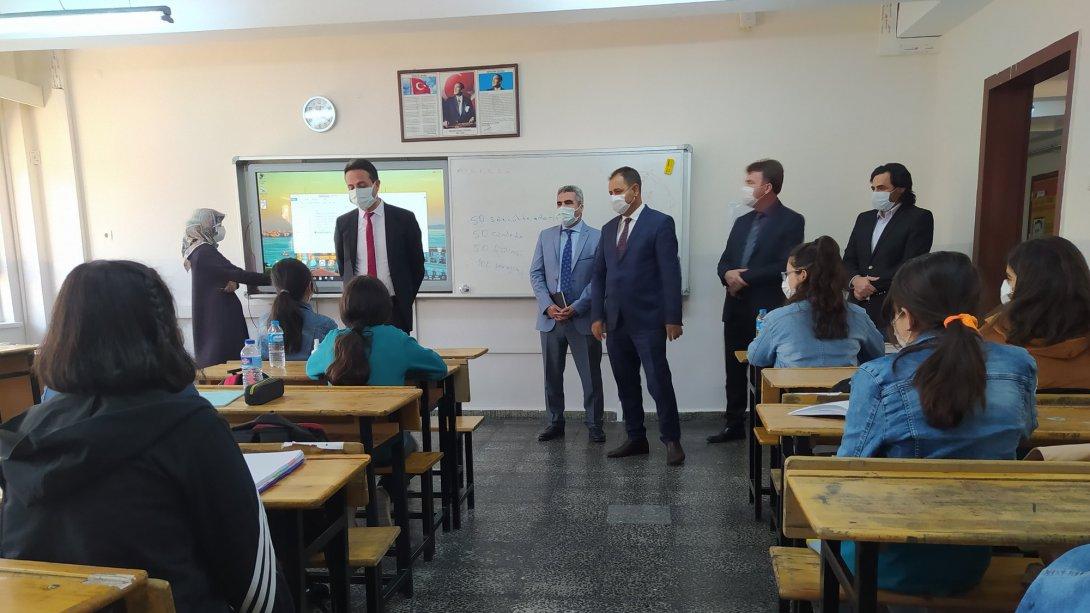 İl Milli Eğitim Müdürümüz Sayın Battal Kanbay İlçemiz Sümer Ortaokulunu Ziyaret Etti.