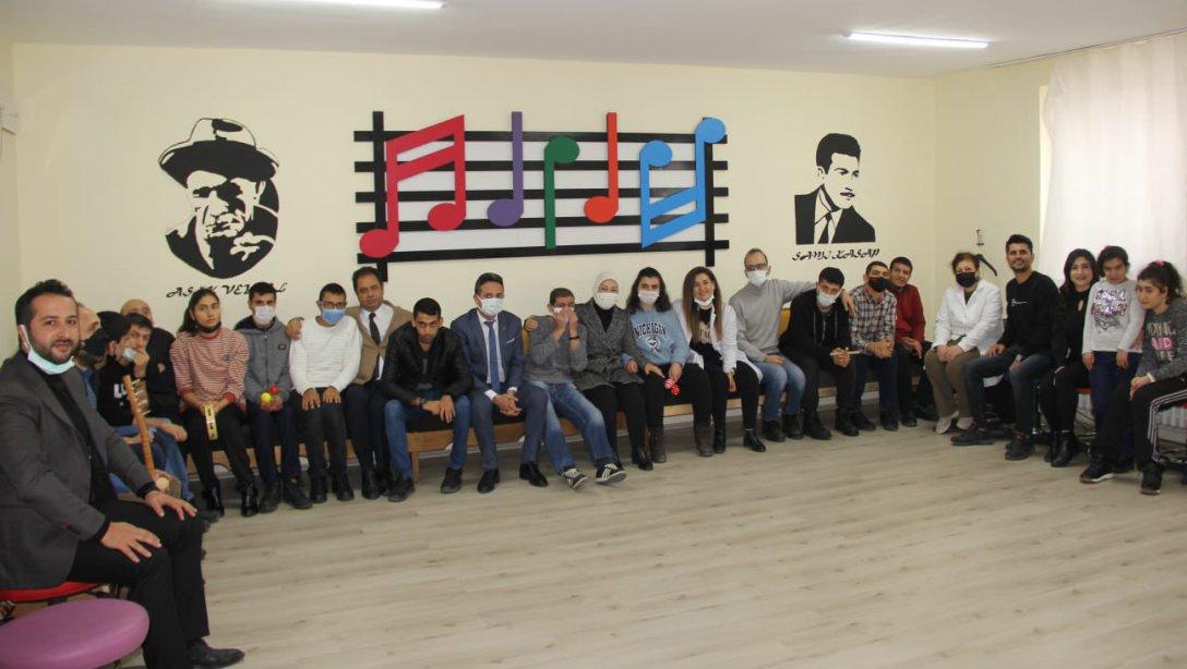 AK Parti Milletvekili Sayın Öznur Çalık'tan Özel Eğitim Uygulama Okulumuza Ziyaret