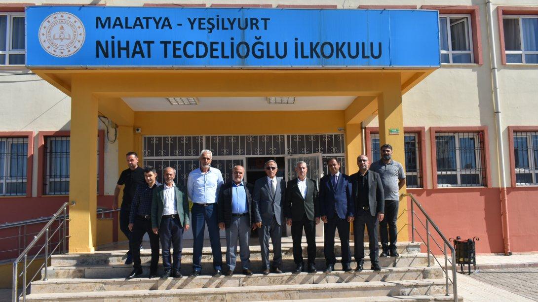 Yeşilyurt Belediye Başkanı Mehmet Çınar Nihat Tecdelioğlu İlkokulunu Ziyaret Etti