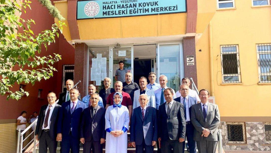 İl Millî Eğitim Müdürümüz Sayın Hatice Özdemir Hacı Hasan Kovuk Mesleki Eğitim Merkezi'ni Ziyaret Etti.