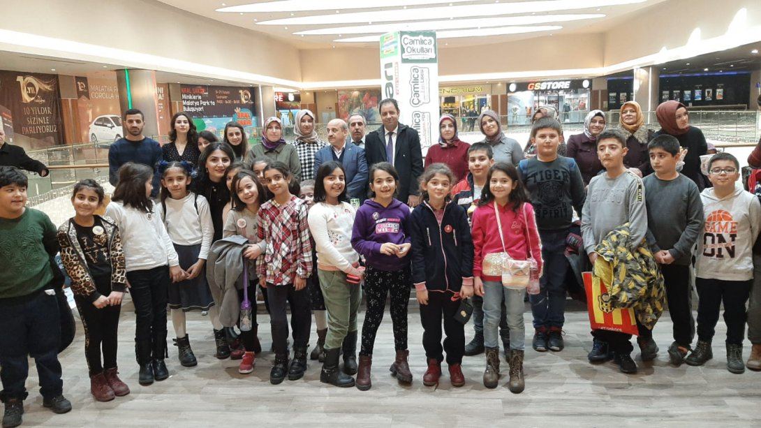 Bu Kış Çocuklar Üşümesin Projesine Destek Amaçlı Malatya Park AVM'de Kermes Düzenlendi.