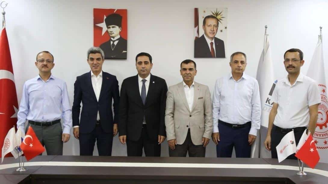 Eğitimde Dijital Dönüşüm Atağı: 